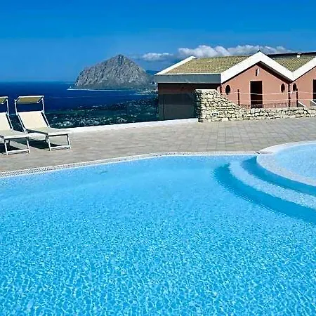 Parco Degli Aromi E 4*