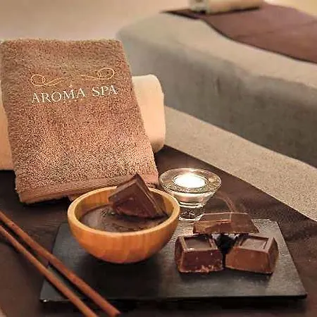 Parco Degli Aromi E 4* فالديريتْشّي
